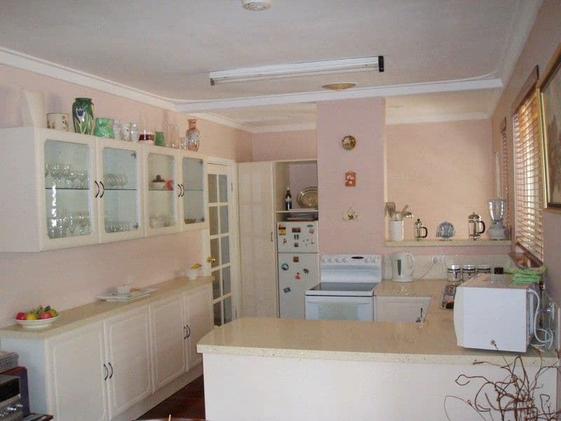 2 Traylen Road, KALAMUNDA WA 6076, Kalamunda - Thumbnail 5