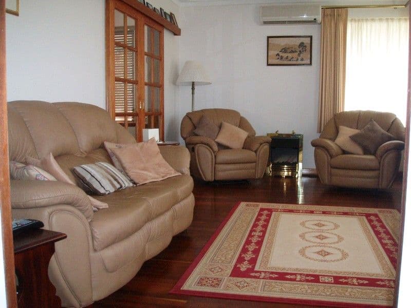 2 Traylen Road, KALAMUNDA WA 6076, Kalamunda - Thumbnail 6
