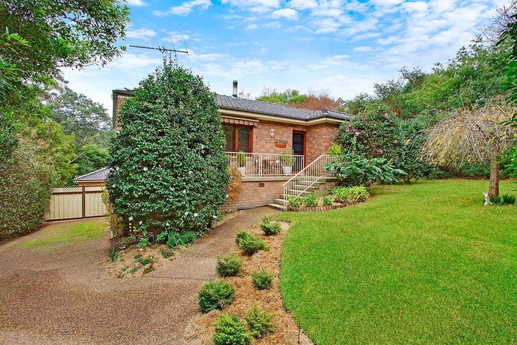 1237 Bells Line Of Road, Kurrajong Heights - Image 1