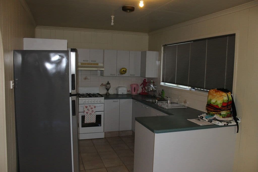 4 Vauxhall Street, North Tivoli QLD 4305, North Tivoli - Thumbnail 3
