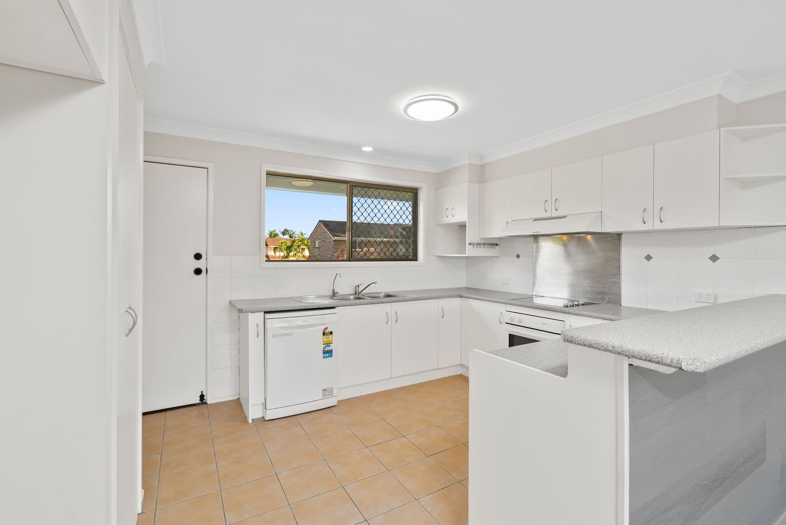 189 Kennedy Drive, Tweed Heads West NSW 2485, Tweed Heads West - Thumbnail 4