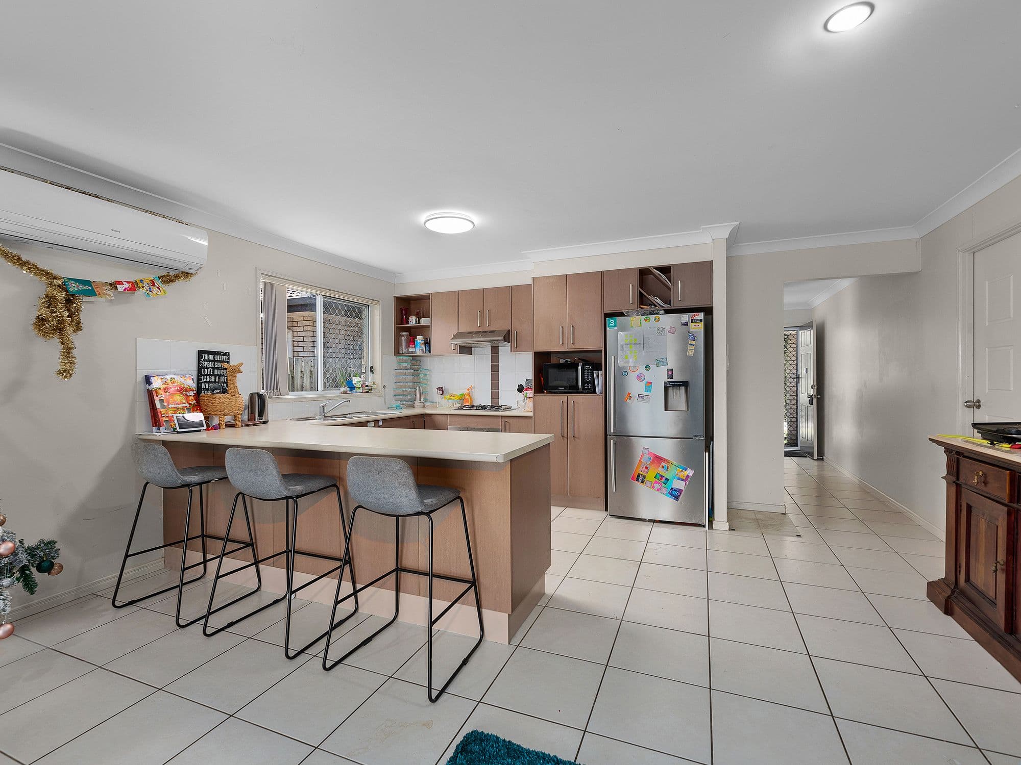 3 Farmer Court, Redbank Plains QLD 4301, Redbank Plains - Thumbnail 2