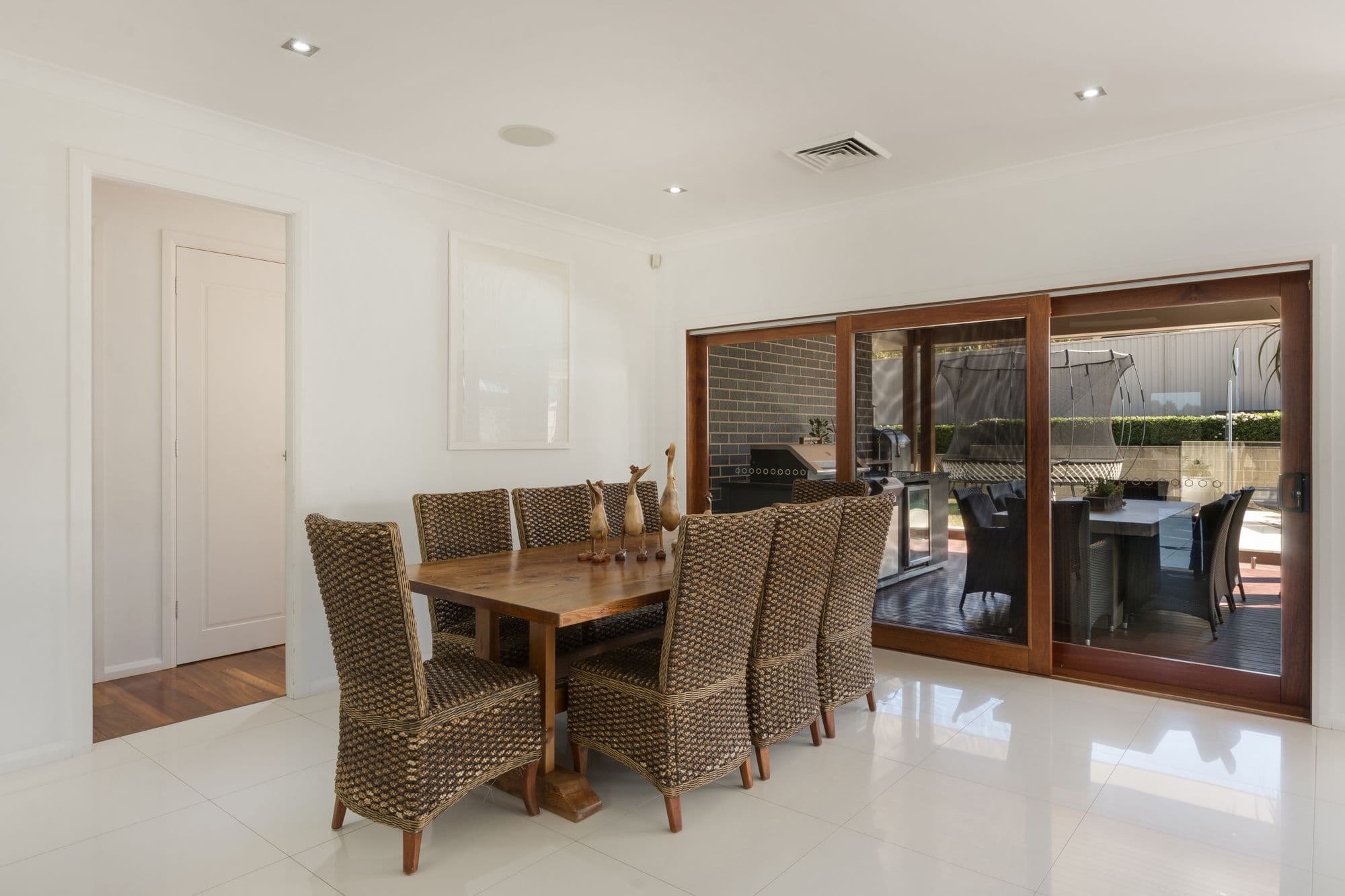 58 Hawthorne Circuit, Harrington Park - Thumbnail 5