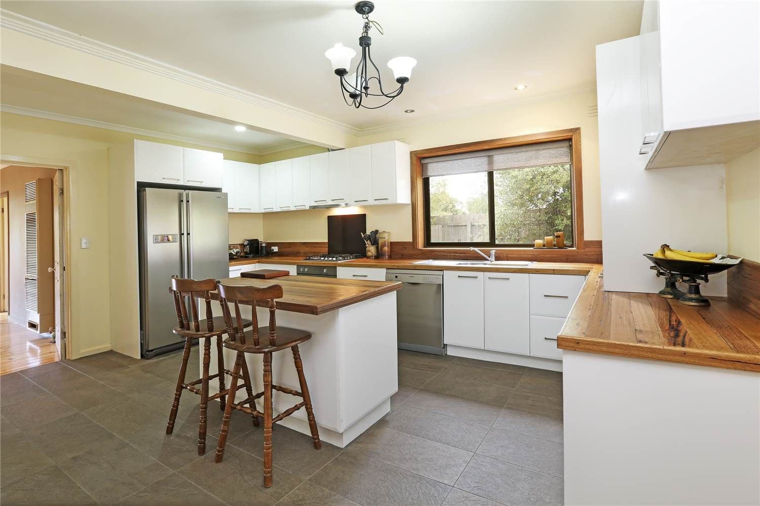 36 Walkers Road, LARA VIC 3212, Lara - Image 1
