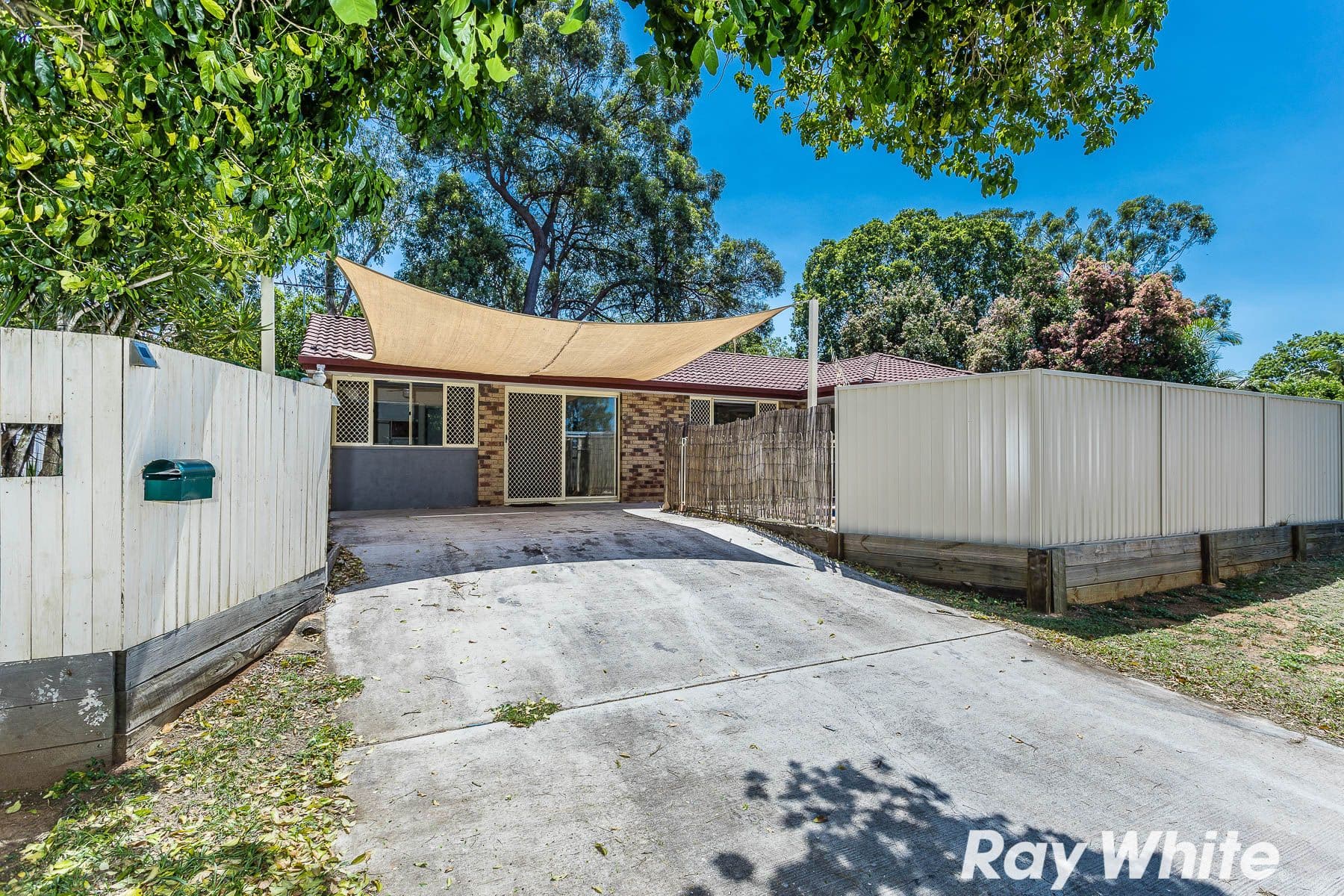 35 Mountain Blue Drive, Kallangur QLD 4503, Kallangur - Thumbnail 2