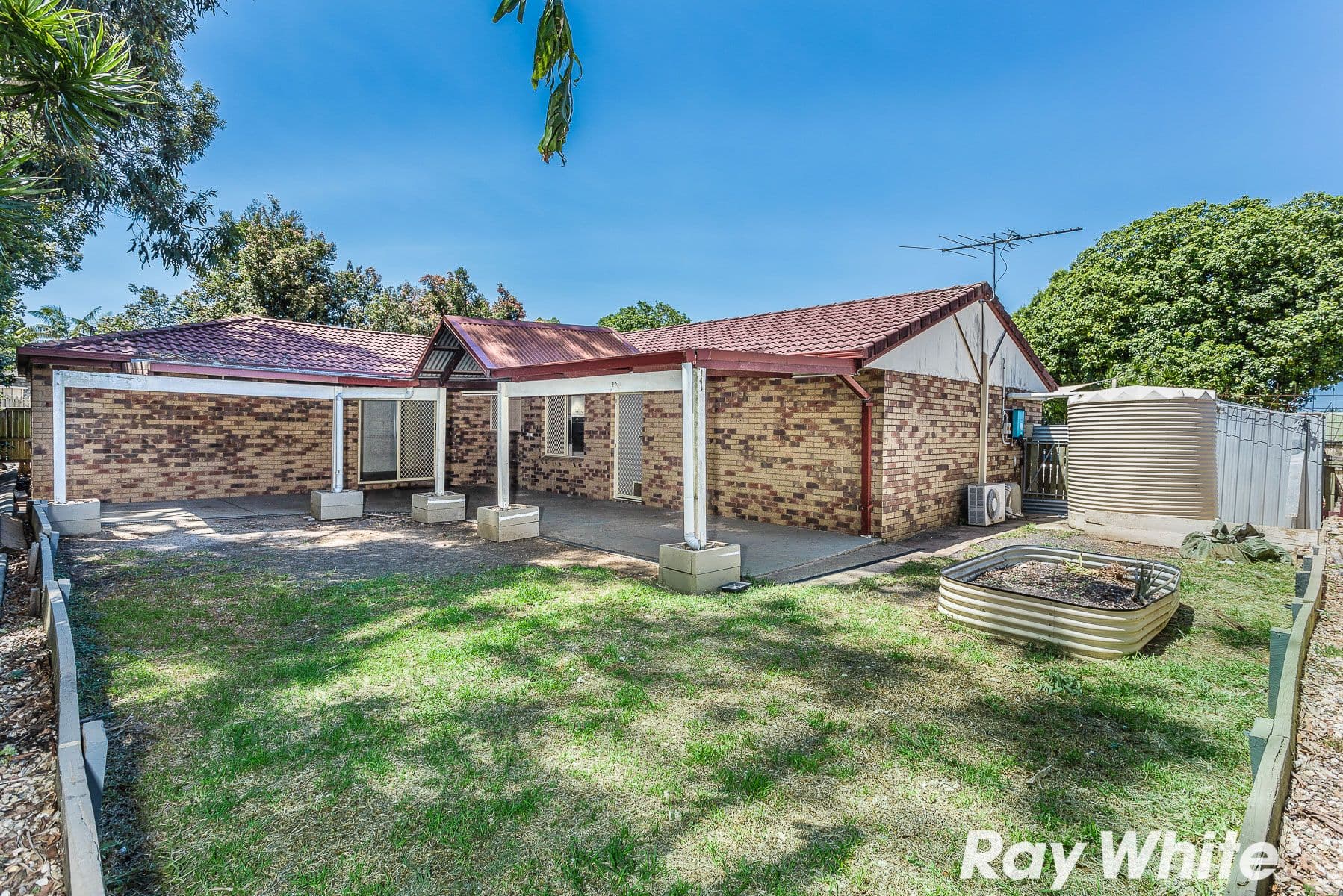 35 Mountain Blue Drive, Kallangur QLD 4503, Kallangur - Thumbnail 5