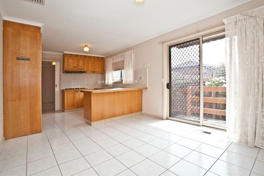 57 Watsons Road, GLEN WAVERLEY VIC 3150, Glen Waverley - Thumbnail 3