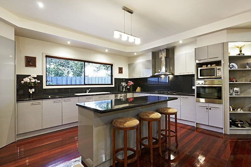 10 Elaroo Street, CHADSTONE VIC 3148, Chadstone - Thumbnail 4