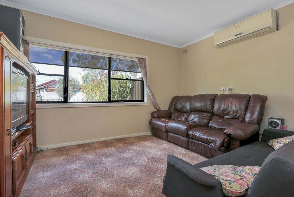 65 Davoren Road, Davoren Park SA 5113, Davoren Park - Thumbnail 2