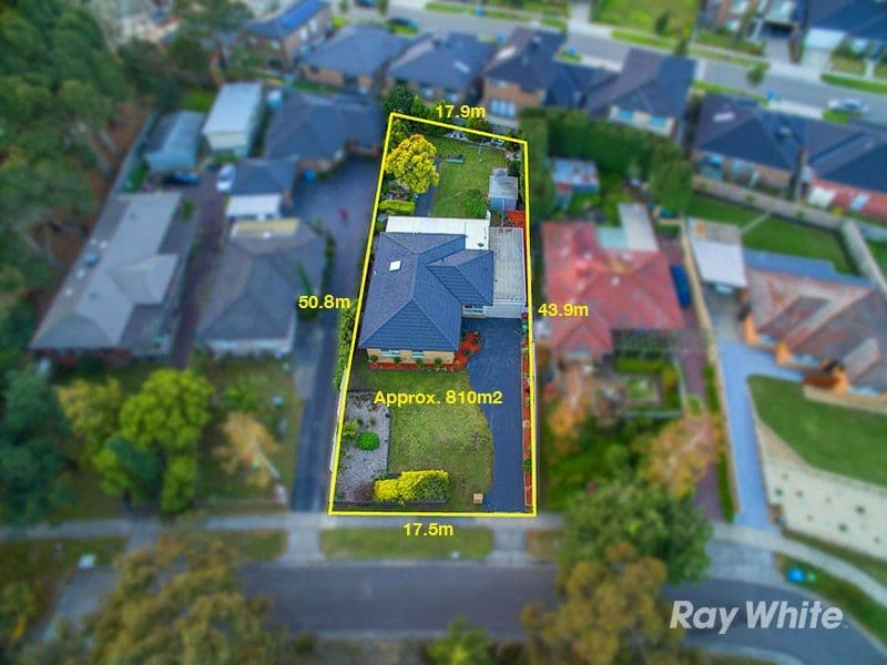 6 Saxonwood Drive, Narre Warren VIC 3805, Narre Warren - Thumbnail 2