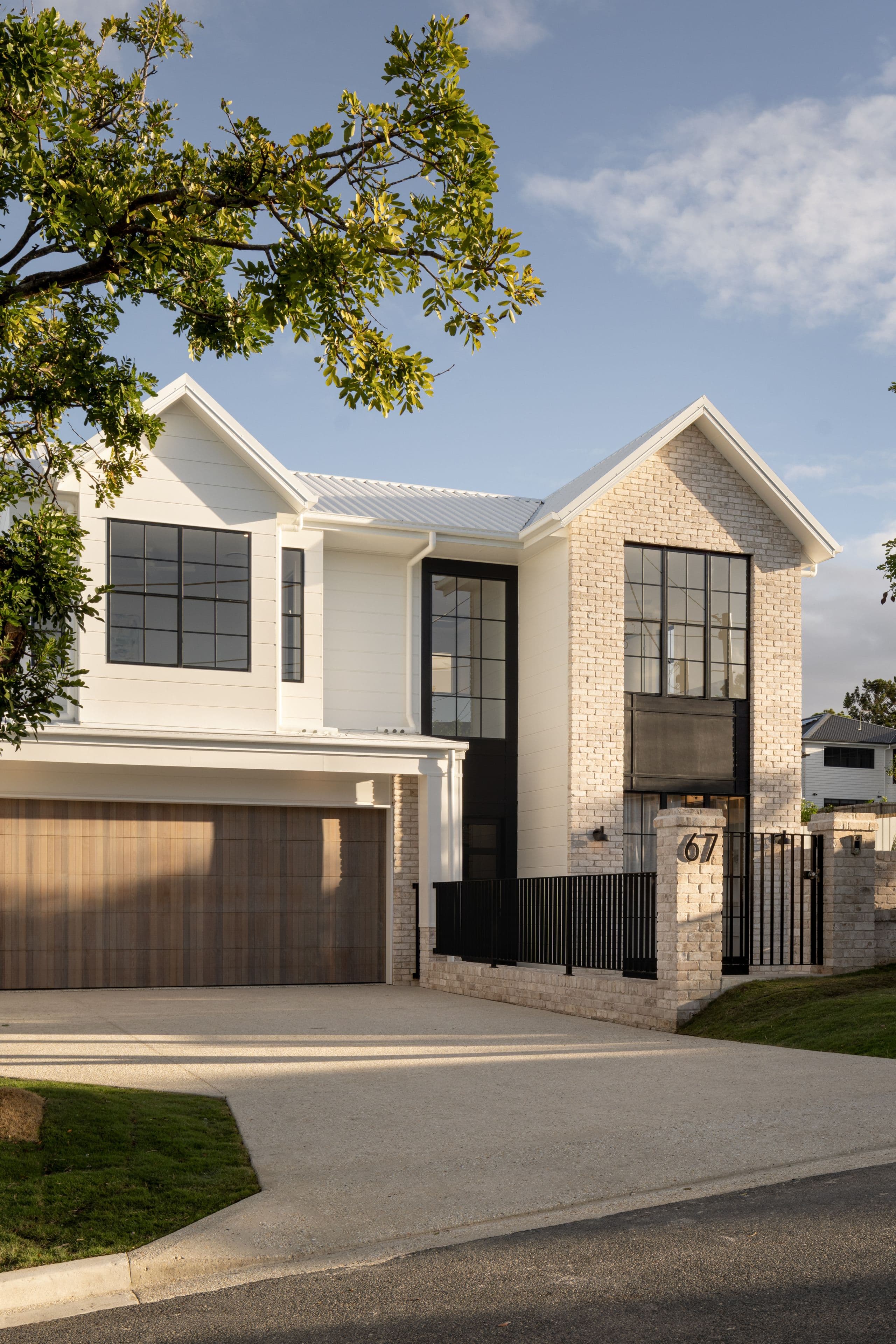 67 Sydney Avenue, Camp Hill QLD 4152, Camp Hill - Thumbnail 2