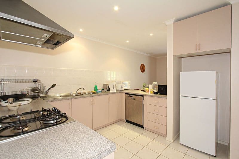 23 Euroka Street, CHADSTONE VIC 3148, Chadstone - Thumbnail 4