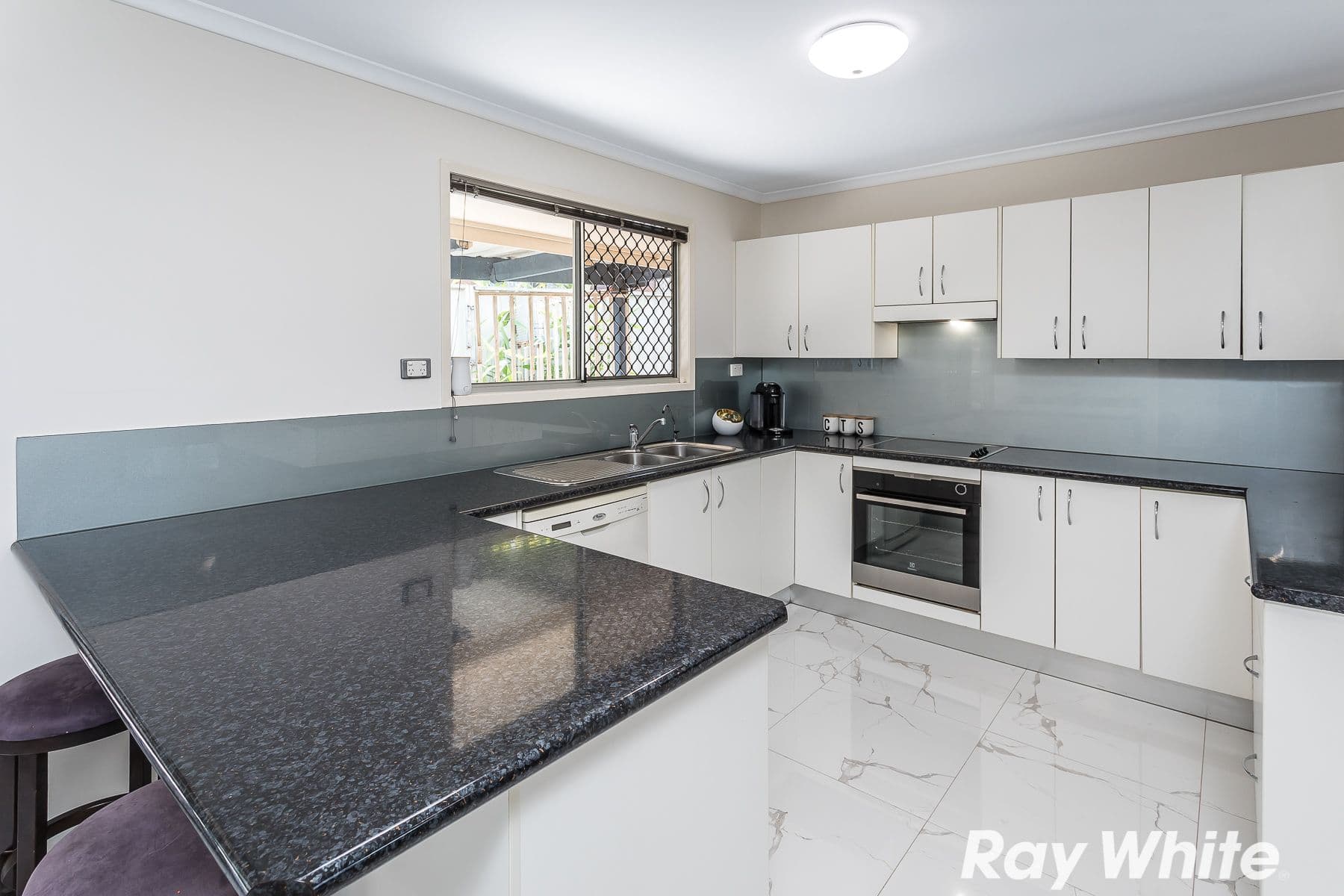 216 Marsden Road, Kallangur QLD 4503, Kallangur - Thumbnail 3