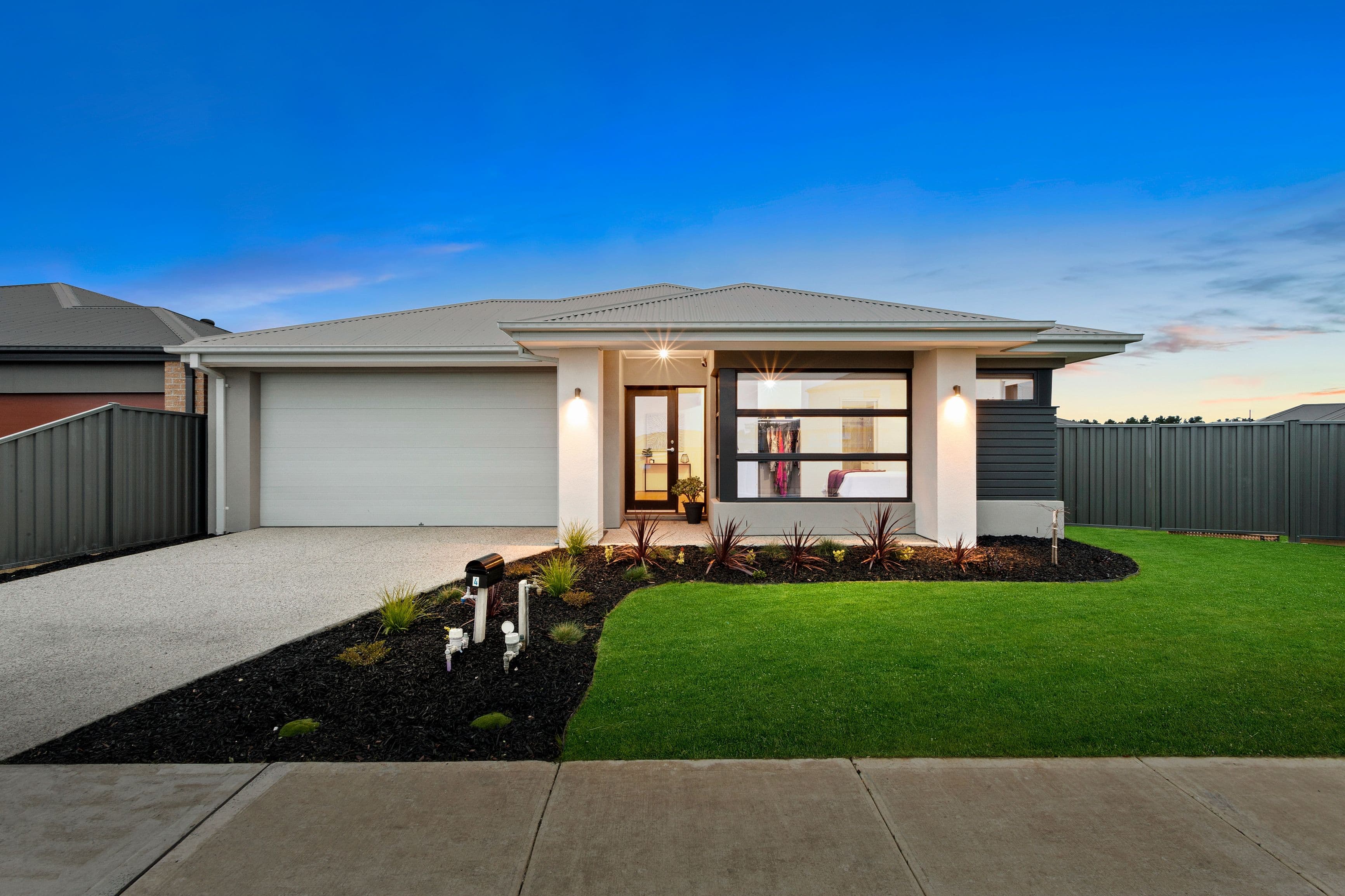 4 Tuxworth Drive, Kalkallo VIC 3064, Kalkallo - Image 1