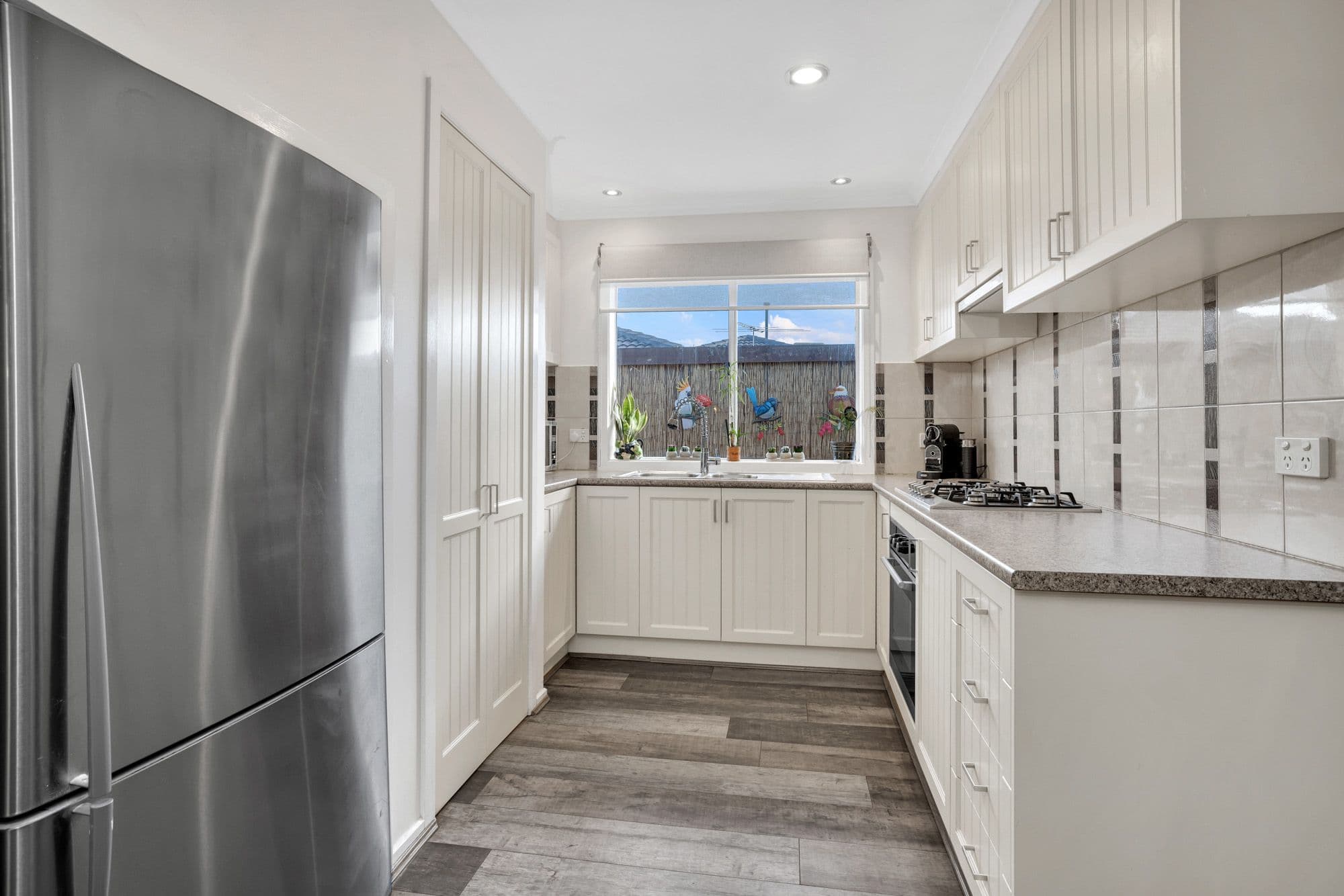 1 Casey Drive, Hoppers Crossing VIC 3029, Hoppers Crossing - Thumbnail 2