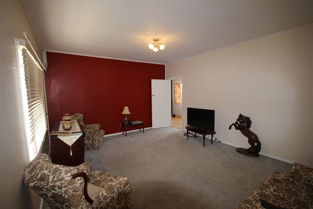 44 Diane Street, TAMWORTH NSW 2340, South Tamworth - Thumbnail 2