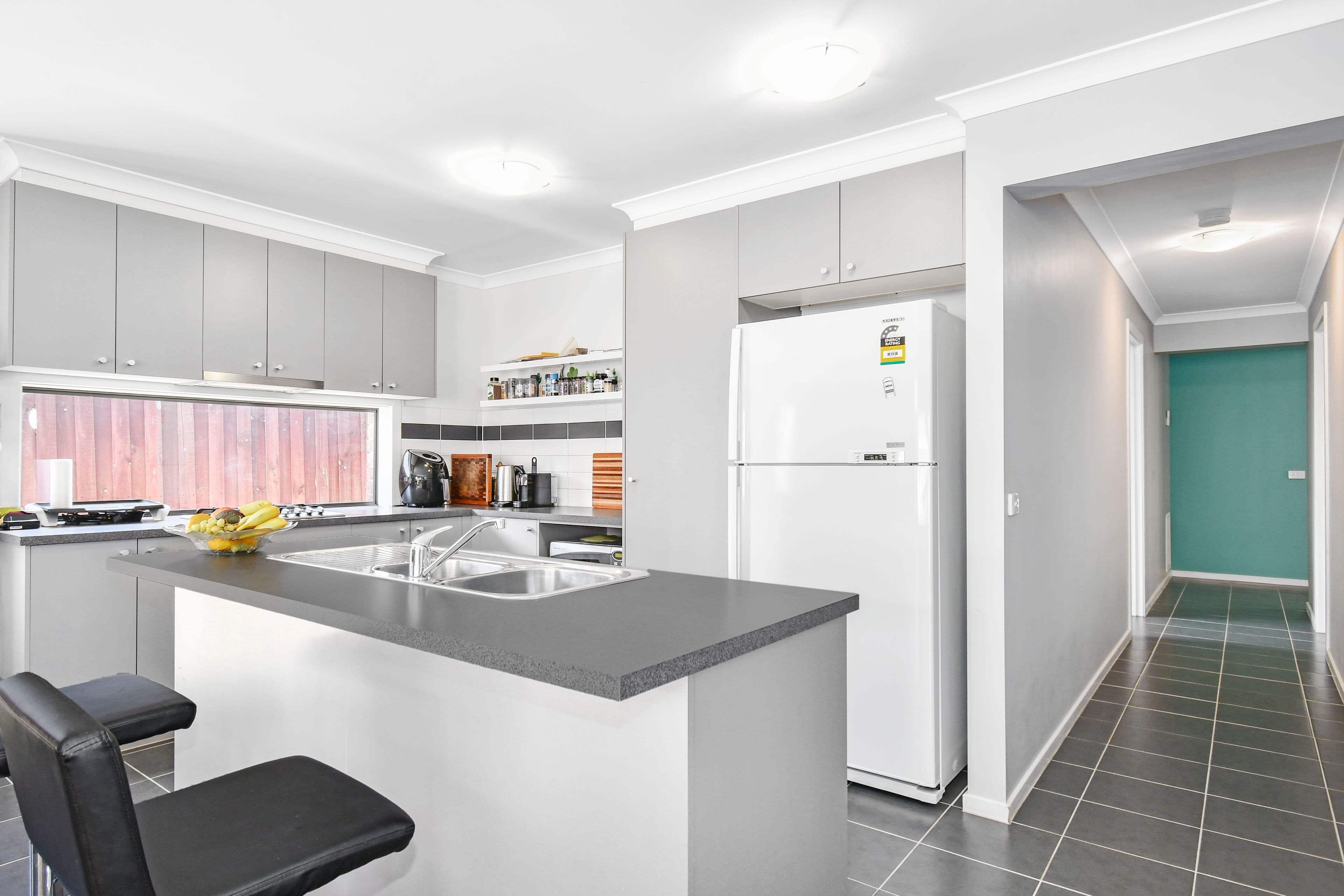 26 Central Avenue, Pakenham VIC 3810, Pakenham - Thumbnail 4