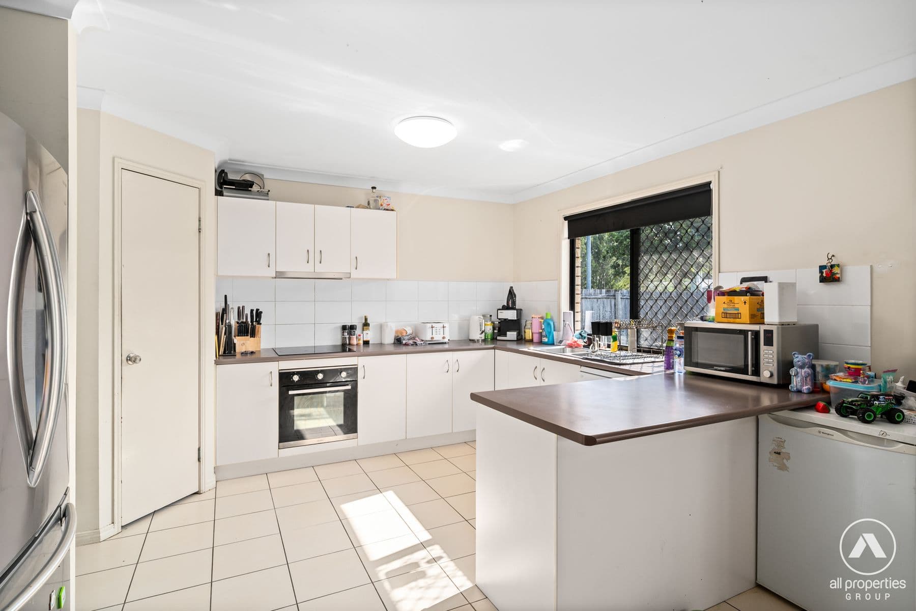11 Gow Court, Crestmead QLD 4132, Crestmead - Thumbnail 2