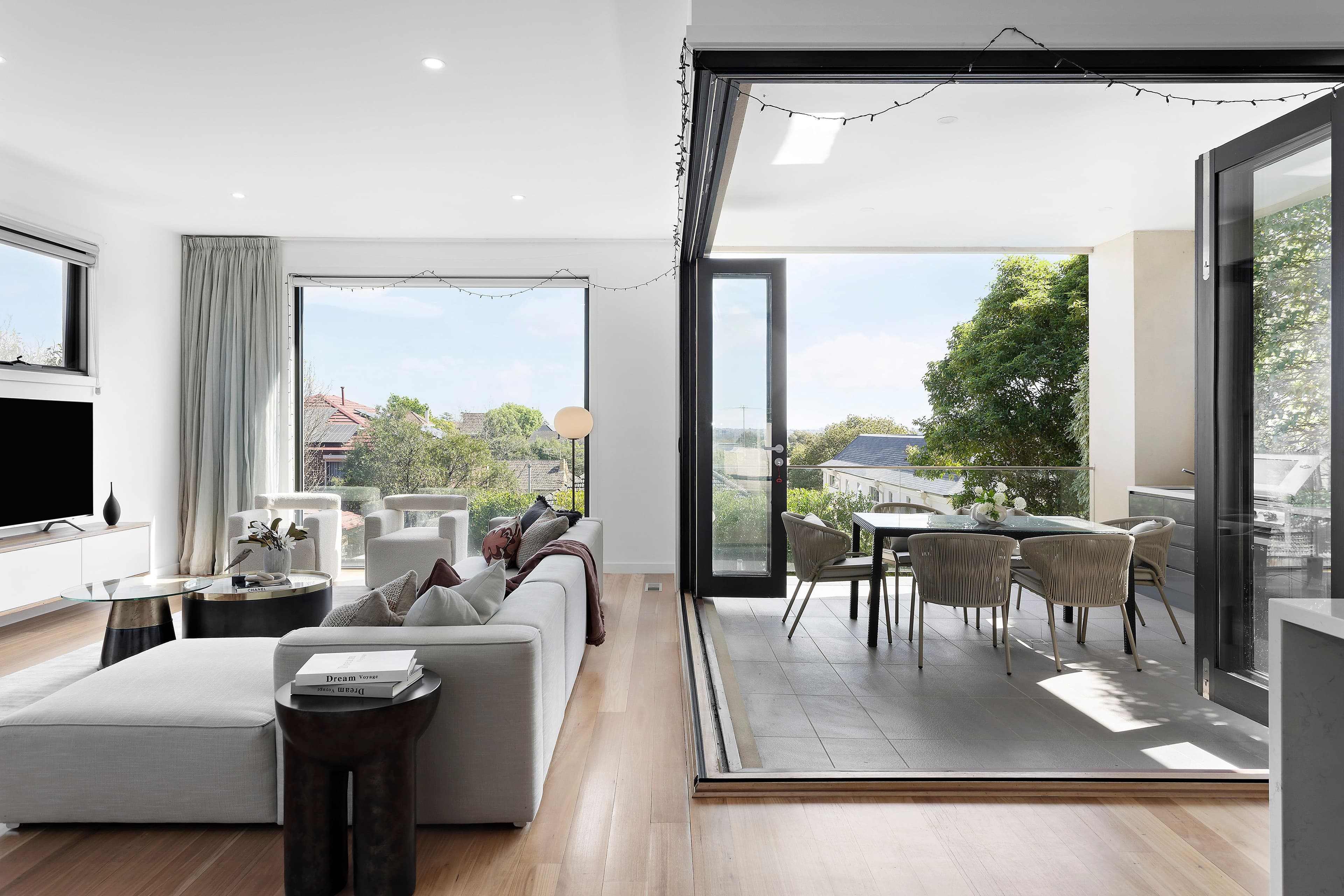 30 Panoramic Road, Balwyn North VIC 3104, Balwyn North - Thumbnail 3