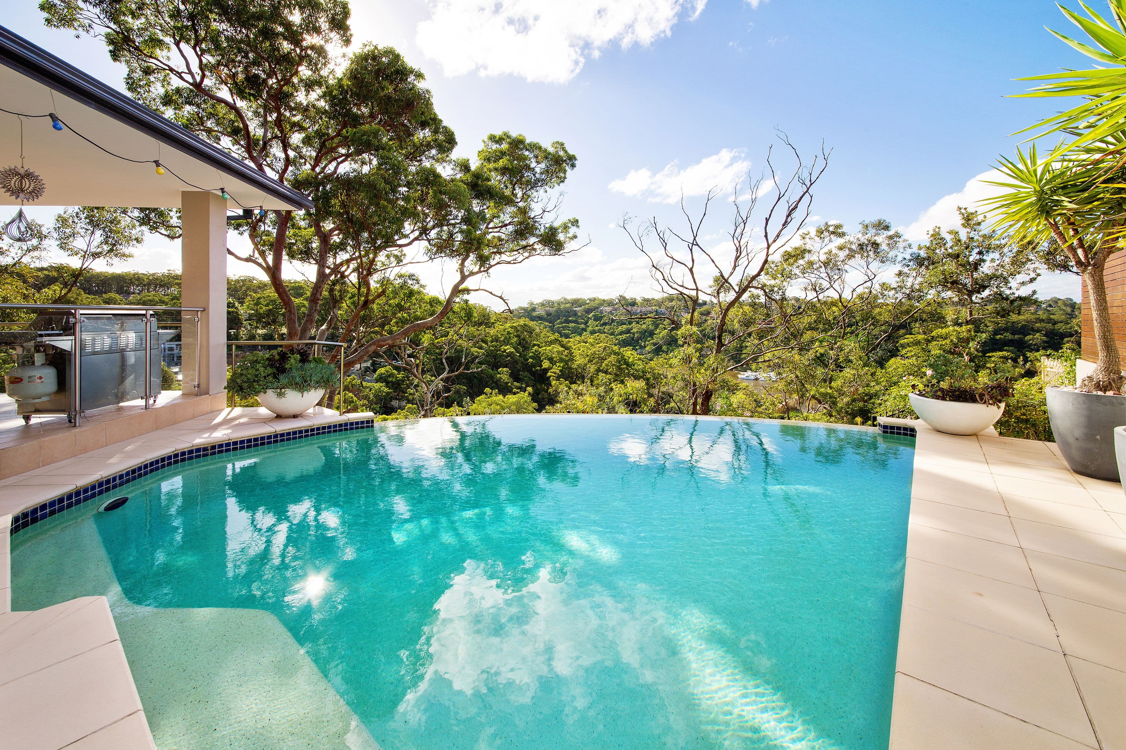 26 Thompson Avenue, Illawong - Image 1