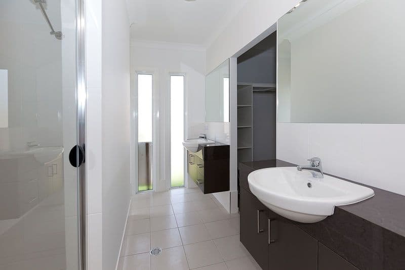13 Nutmeg Court, BIRKDALE QLD 4159, Birkdale - Thumbnail 5
