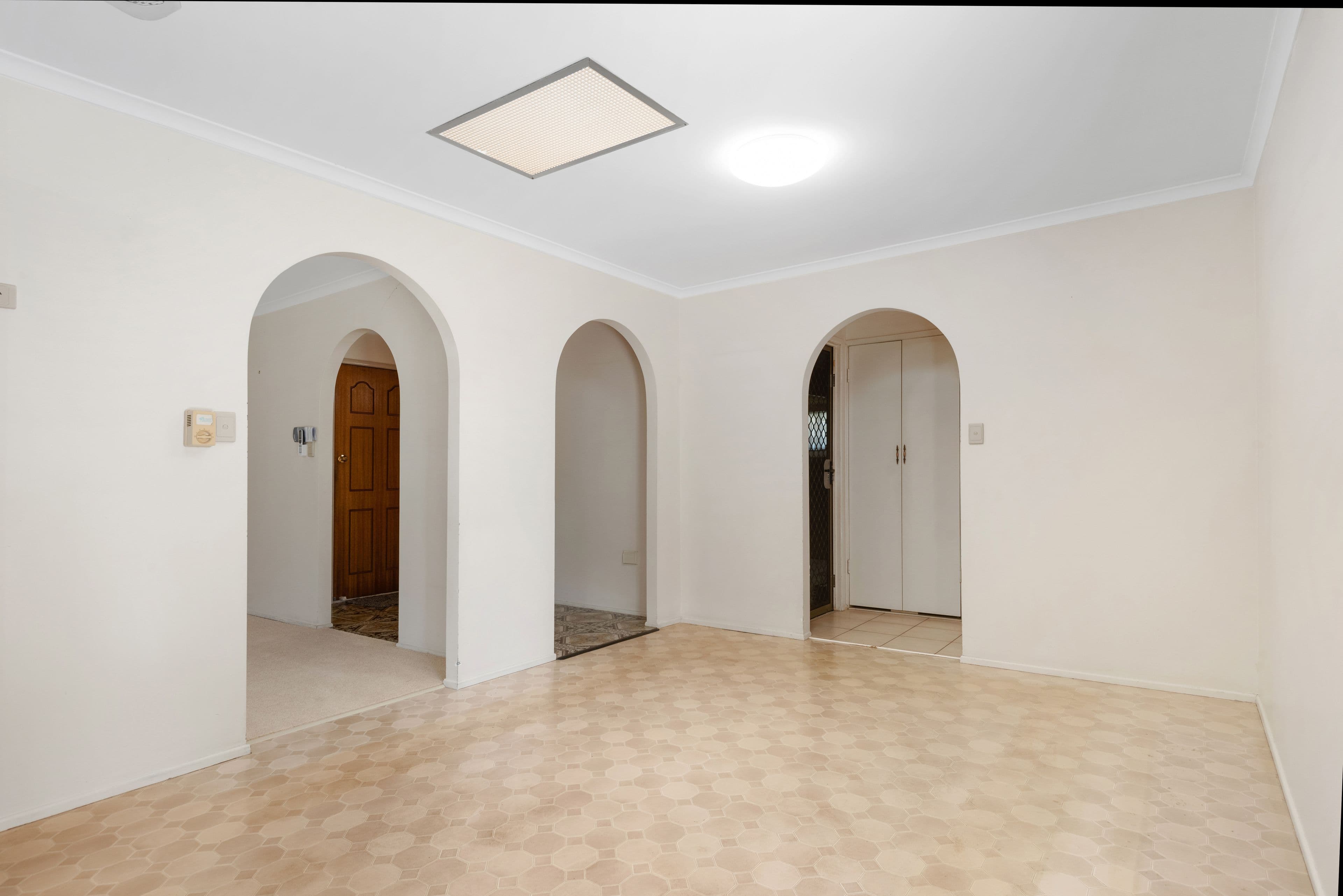 83 Bolton Street, Eight Mile Plains QLD 4113, Eight Mile Plains - Thumbnail 5
