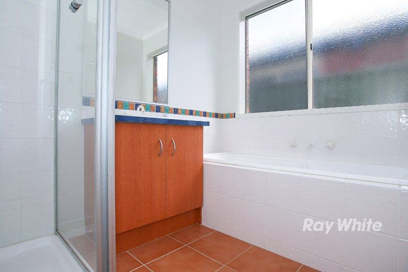 43 Masterton Place, CRANBOURNE VIC 3977, Cranbourne East - Thumbnail 7