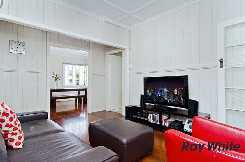 14  Rhodes Street, STAFFORD QLD 4053, Stafford - Thumbnail 2