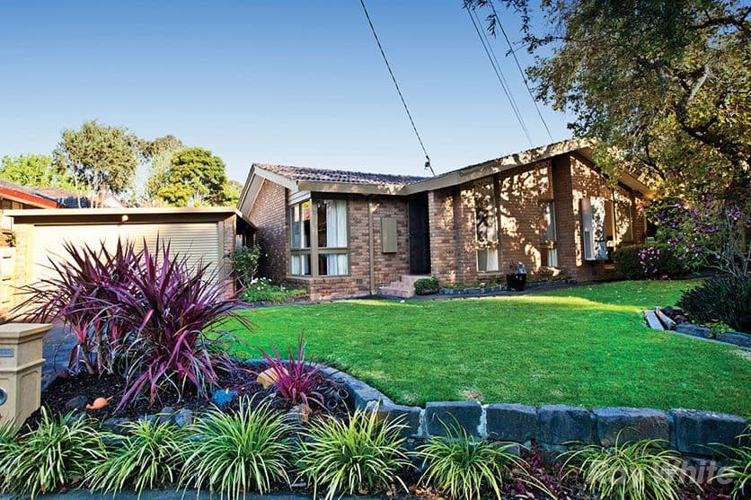 4 Groom Court, GLEN WAVERLEY VIC 3150, Glen Waverley - Image 1