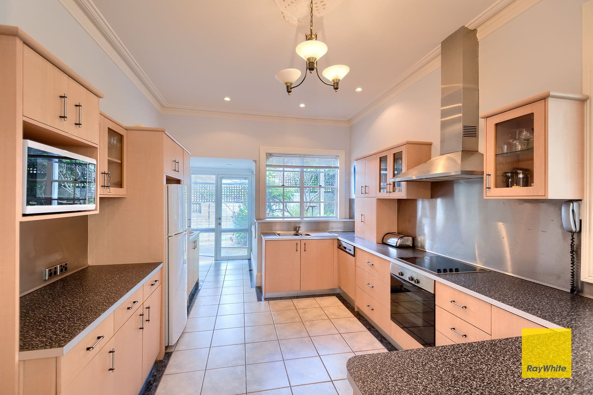 172 Grey Street West, Albany WA 6330, Albany - Thumbnail 2