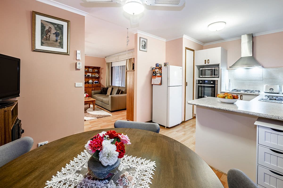 2 Annand Close, Cranbourne West VIC 3977, Cranbourne West - Thumbnail 4