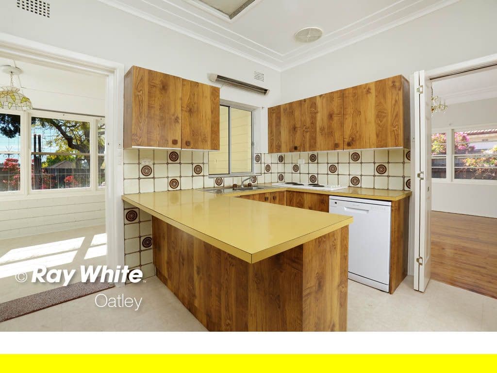 41 Rosemont Avenue, Mortdale NSW 2223, Mortdale - Thumbnail 4