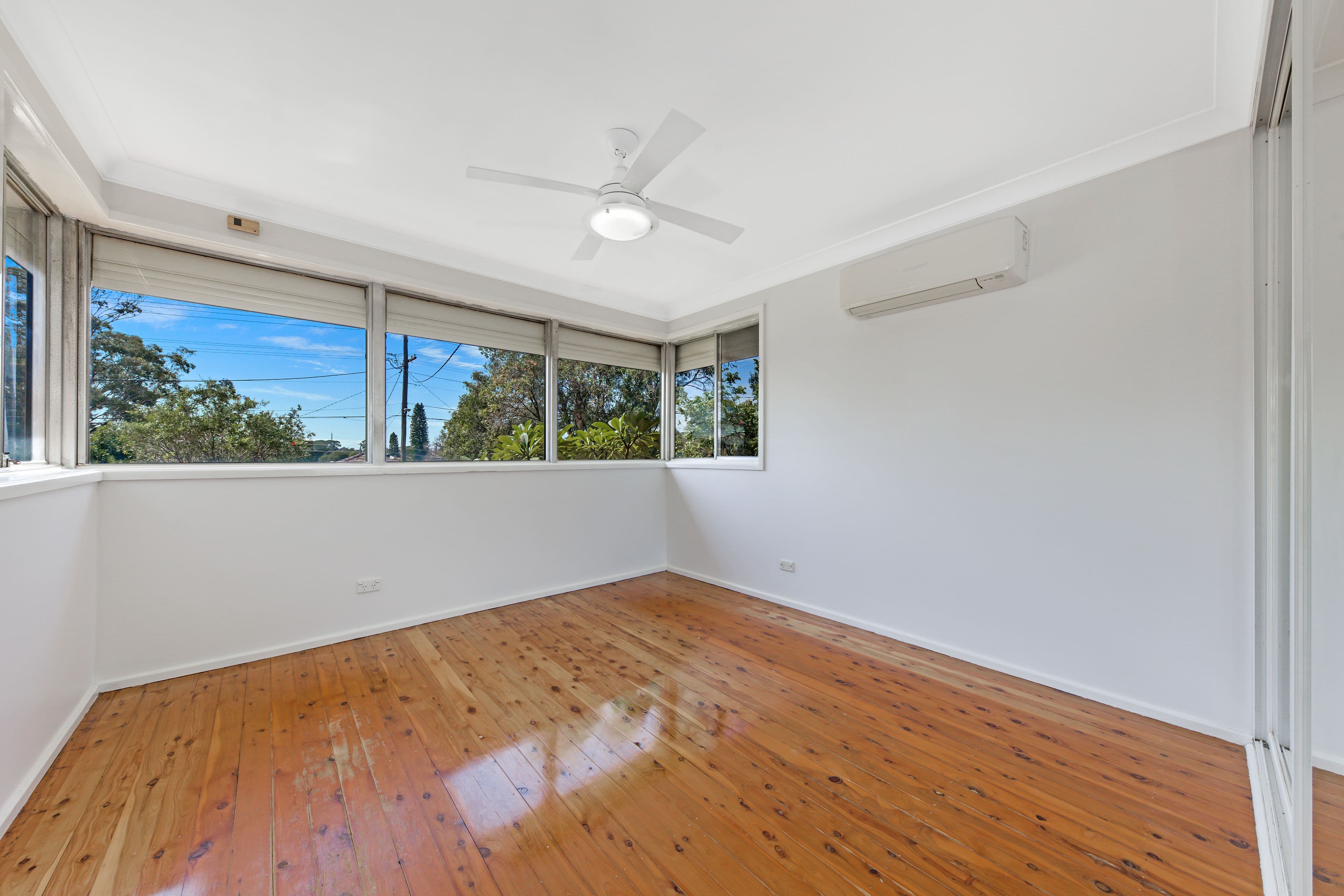 57 Columbia Road, Seven Hills NSW 2147, Seven Hills - Thumbnail 4