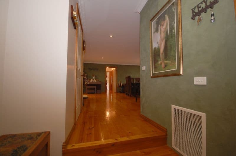 20a Glenview Road, MOUNT EVELYN VIC 3796, Mount Evelyn - Thumbnail 2