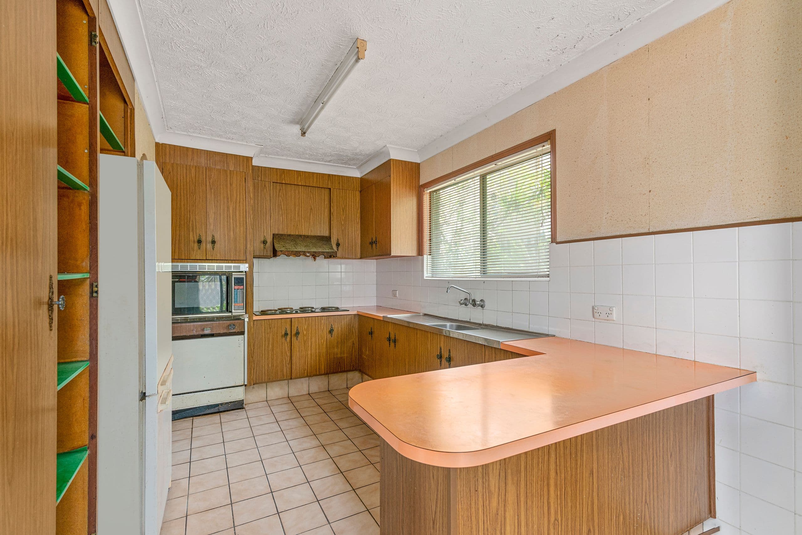 46 Dilgara Street, Tugun QLD 4224, Tugun - Thumbnail 3