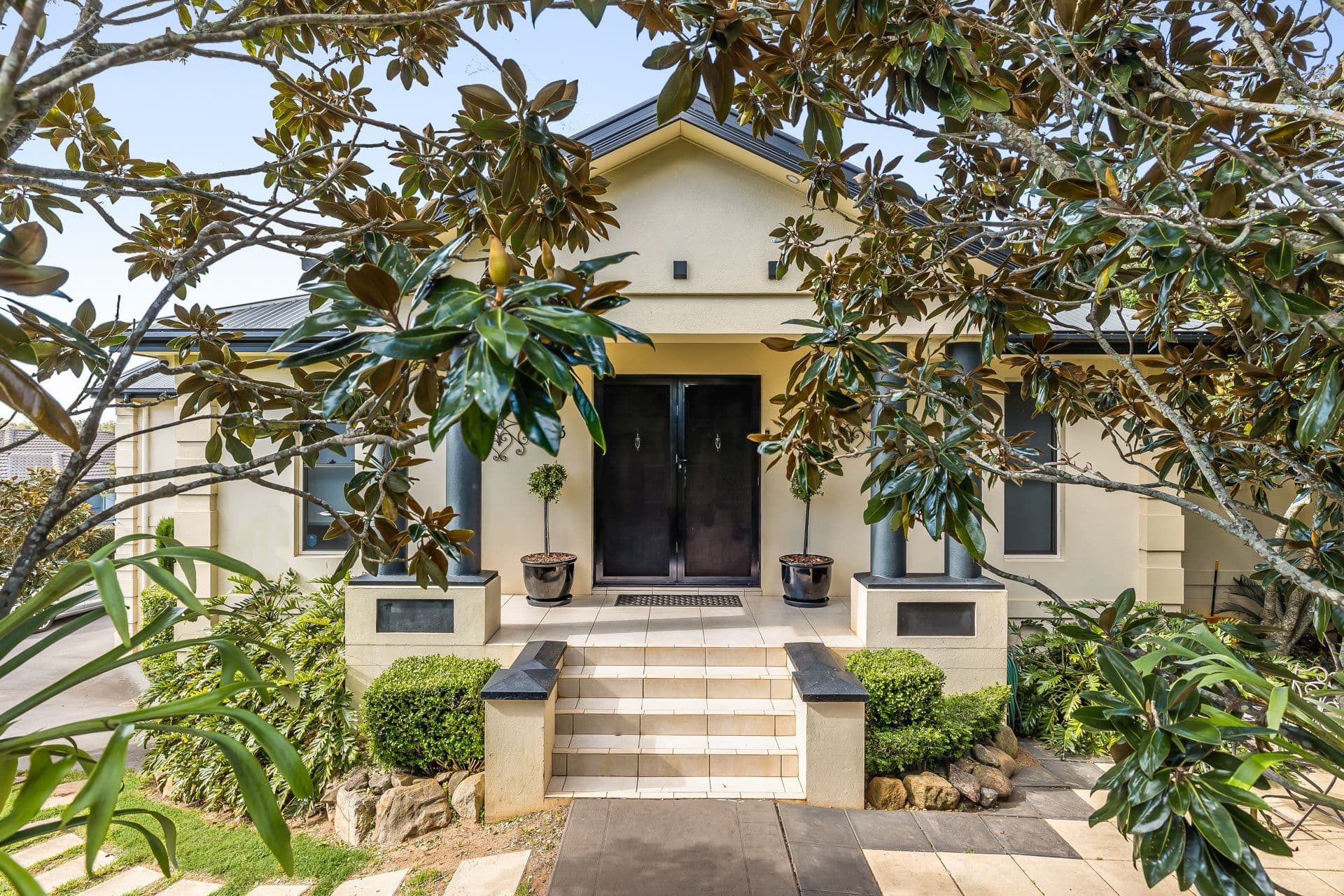 33 Harvey Street, Mount Lofty QLD 4350, Mount Lofty - Thumbnail 2