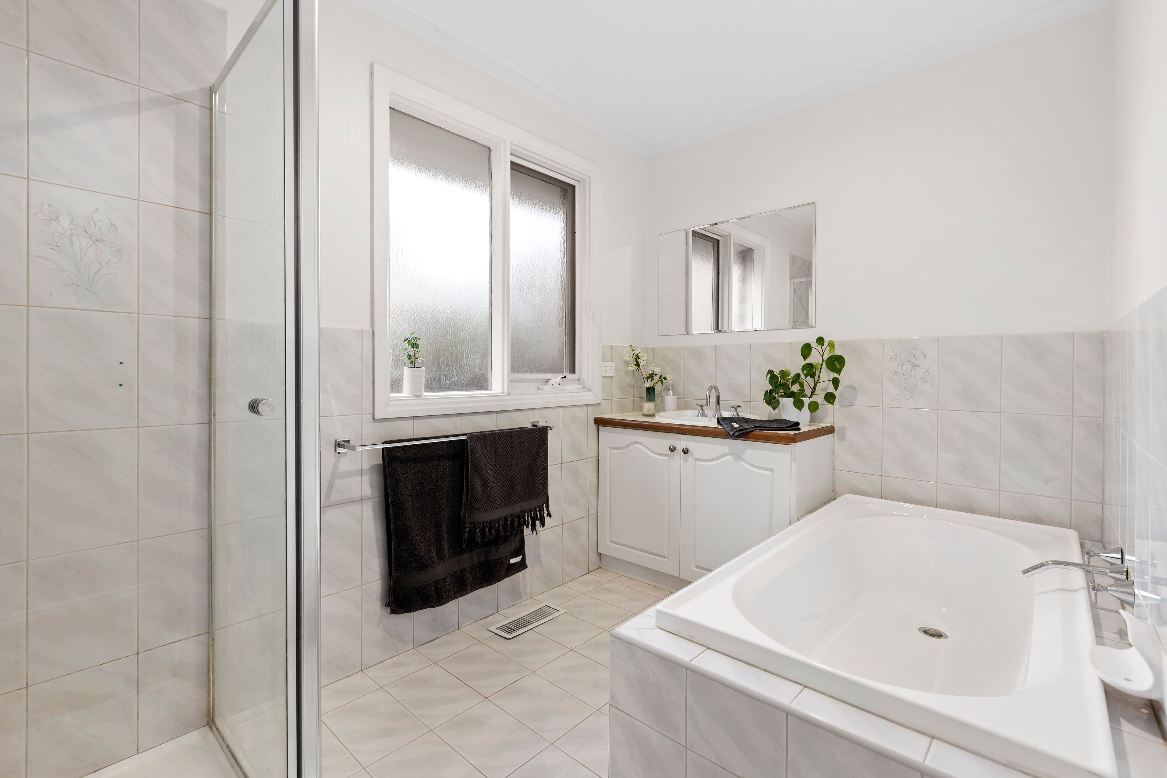 2 Comeram Court, Mill Park VIC 3082, Mill Park - Thumbnail 7
