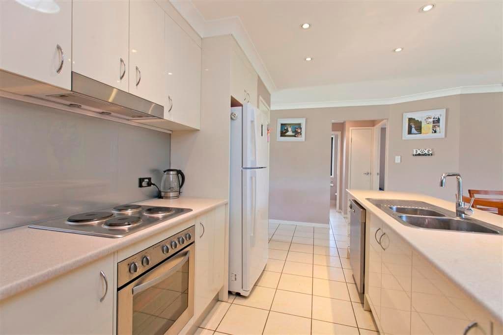 7 Webcke Avenue, CRESTMEAD QLD 4132, Crestmead - Thumbnail 4