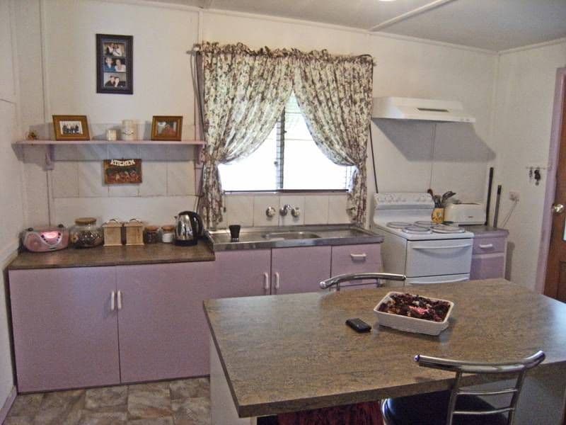 1 Western Avenue, YOUNG NSW 2594, Young - Thumbnail 6