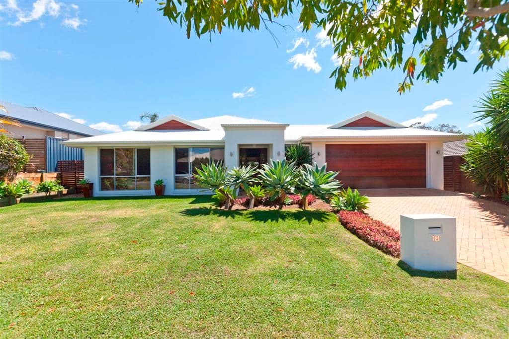 18 Syracuse Street, REDLAND BAY QLD 4165, Redland Bay - Image 1