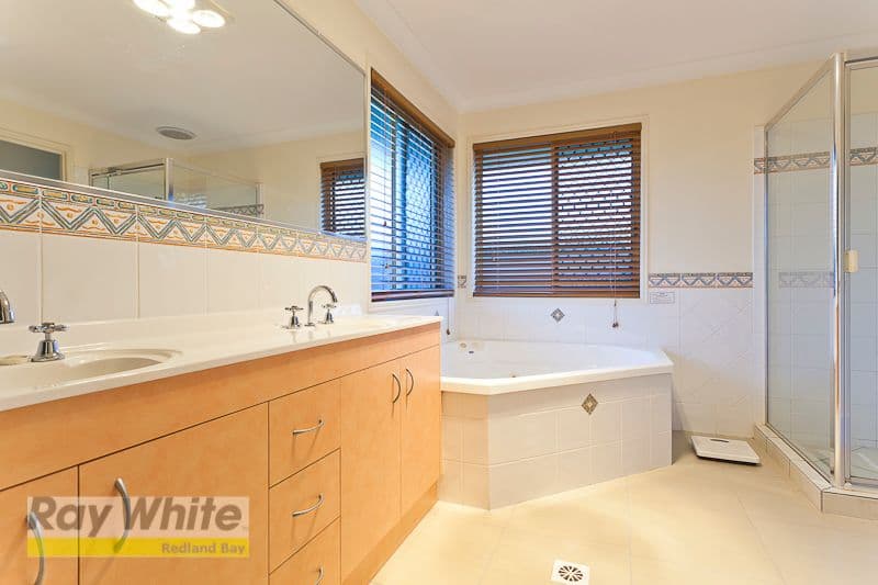 13 Attenborough Circuit, REDLAND BAY QLD 4165, Redland Bay - Thumbnail 6