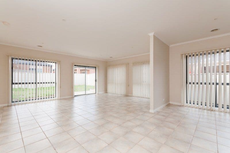 9 St Cloud Green, CRAIGIEBURN VIC 3064, Craigieburn - Thumbnail 4
