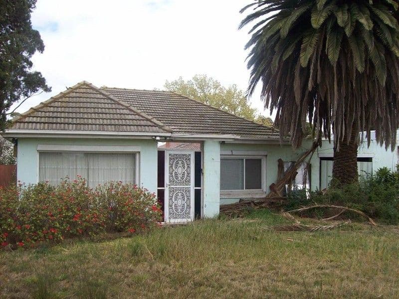 11 Birch Avenue, TULLAMARINE VIC 3043, Tullamarine - Thumbnail 2