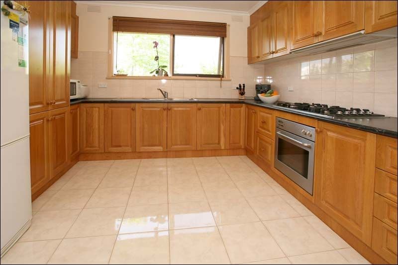 24 Kambara Drive, MULGRAVE VIC 3170, Mulgrave - Thumbnail 2