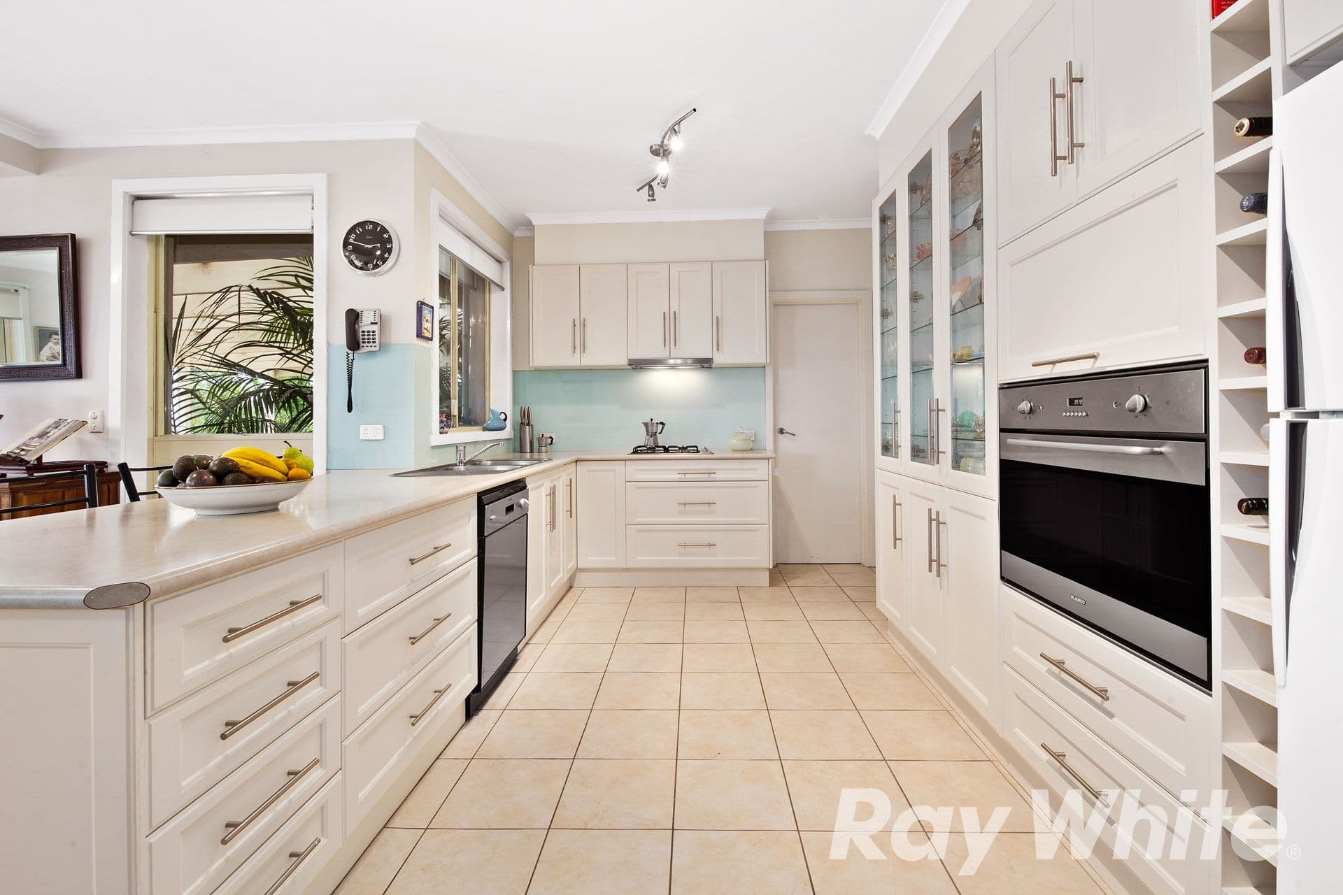 38 Reichelt Avenue, Montmorency VIC 3094, Montmorency - Thumbnail 2