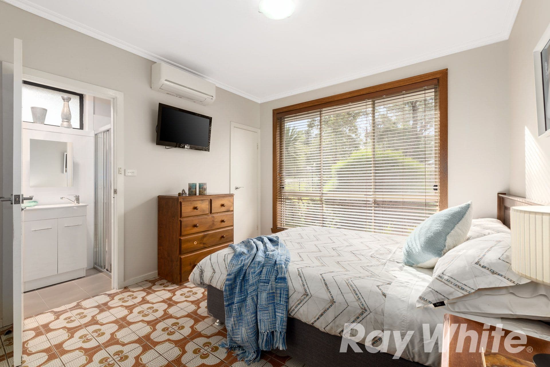 38 Reichelt Avenue, Montmorency VIC 3094, Montmorency - Thumbnail 6