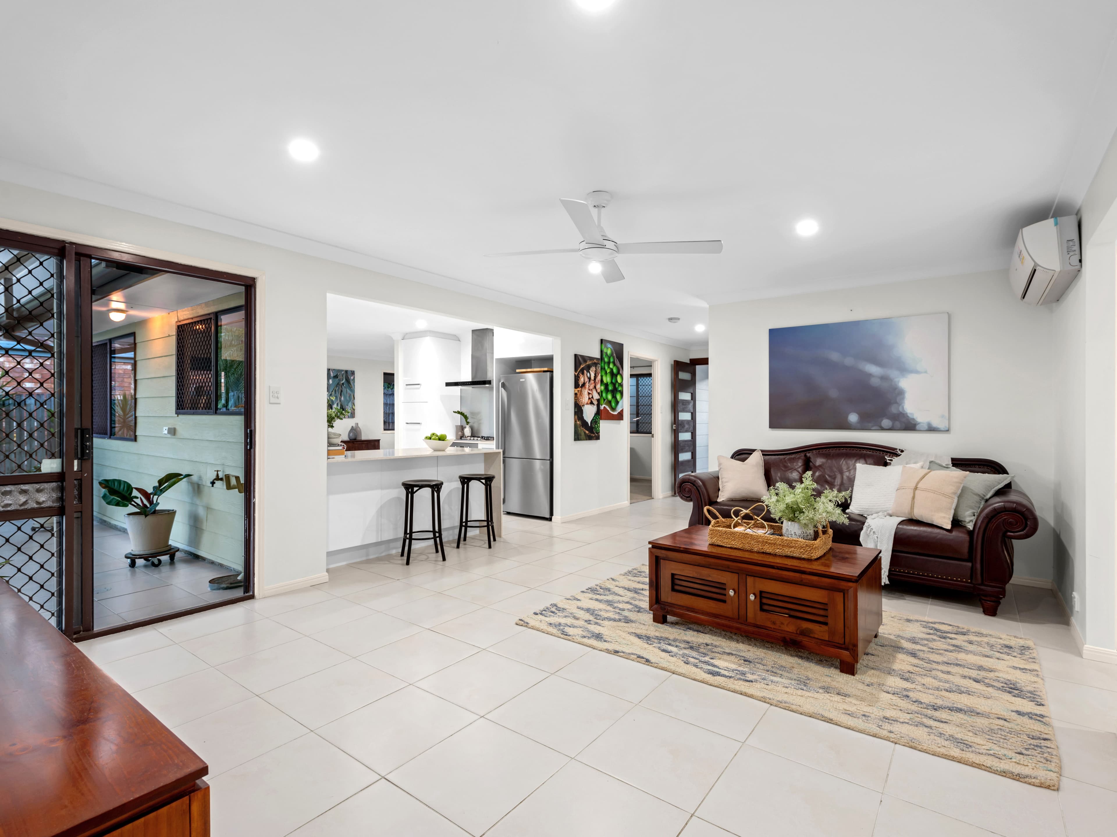 27 Gilford Crescent, Albany Creek QLD 4035, Albany Creek - Thumbnail 4
