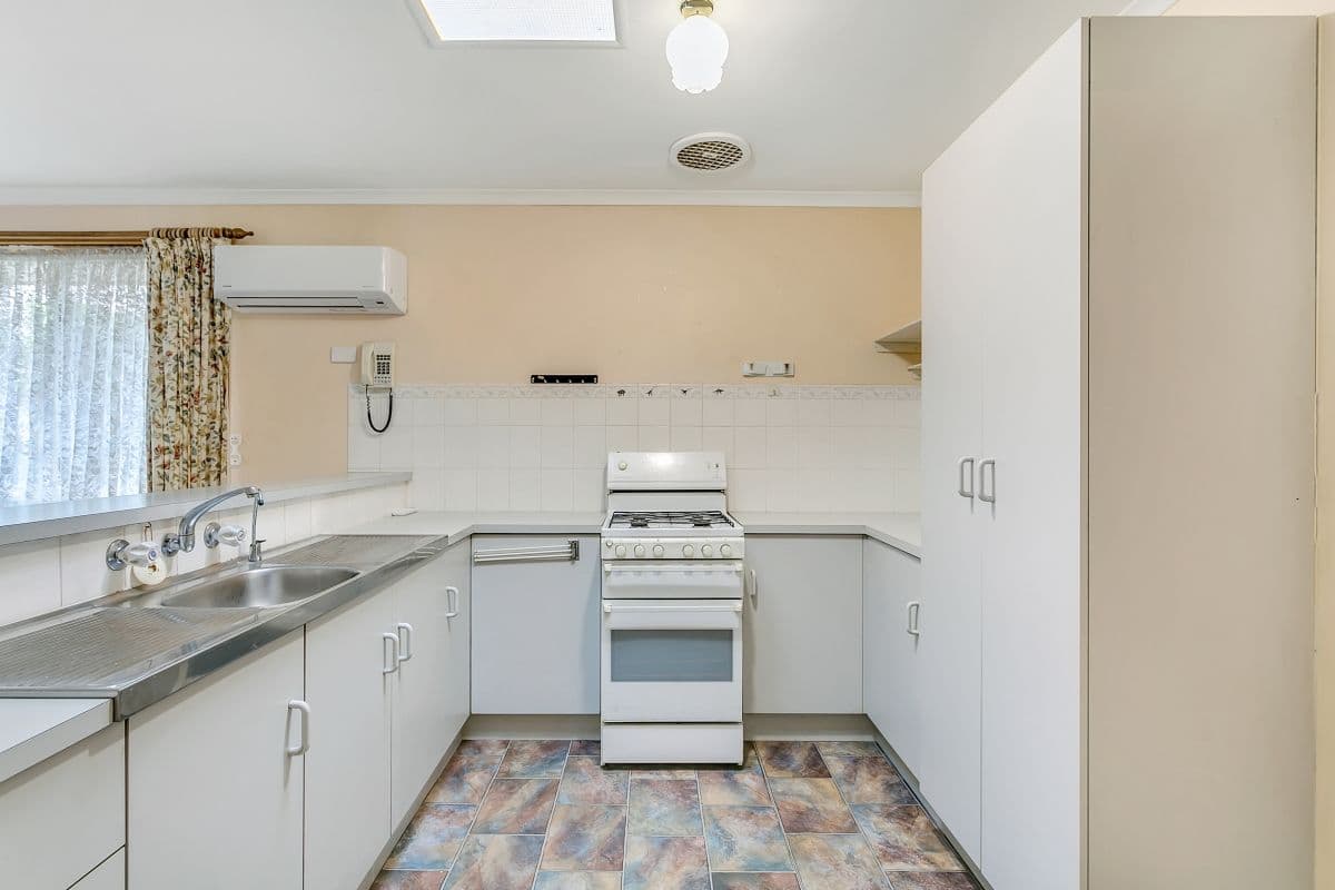18 Applecross Drive, Blakeview SA 5114, Blakeview - Thumbnail 2