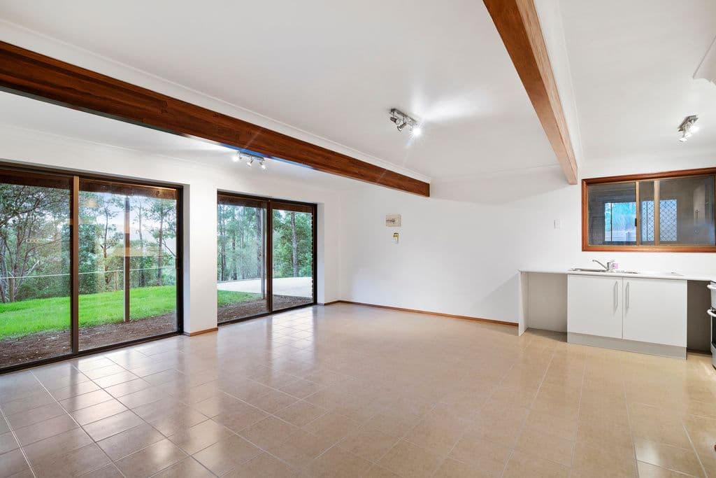 16 Carapook Crescent, Tallebudgera QLD 4228, Tallebudgera - Thumbnail 4