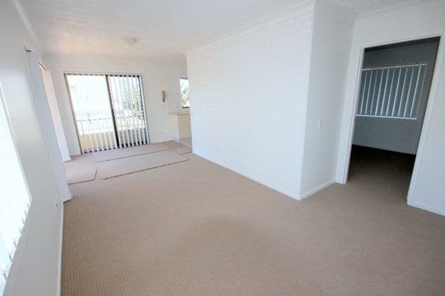 133 Old Burleigh Road, BROADBEACH QLD 4218, Broadbeach - Thumbnail 2